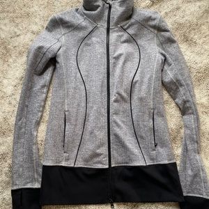 Lululemon nice asana jacket size 10 herringbone pattern